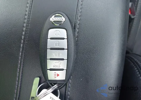 2017 Nissan Rogue Sl z USA, uszkodzony, nr VIN 5N1AT2MV0HC778513